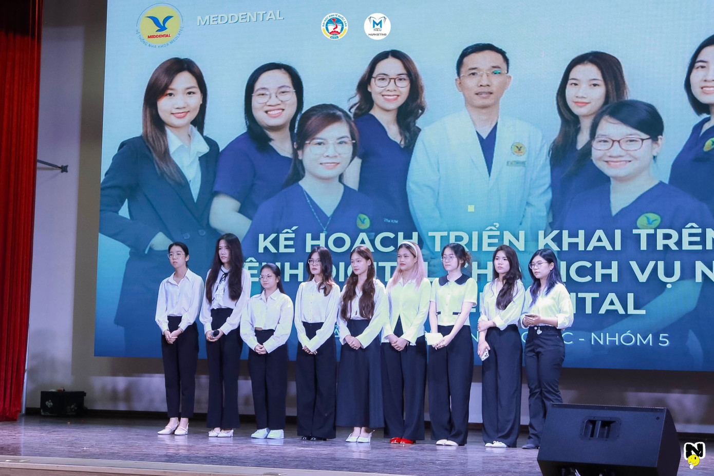 Nữ sinh Đại học Kinh tế Quốc dân say mê tình nguyện cùng khát vọng phát triển bản thân trong năm mới 2025 ảnh 7 Nữ sinh Đại học Kinh tế Quốc dân say mê tình nguyện cùng khát vọng phát triển bản thân trong năm mới 2025 ảnh 7