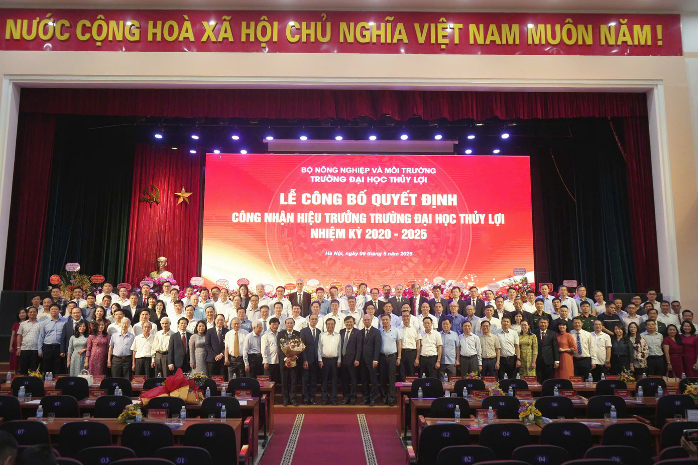 Ngày 6/5/2025, Trường Đại học Thủy lợi tổ chức Lễ công bố Quyết định công nhận Hiệu trưởng nhiệm kỳ 2020–2025.