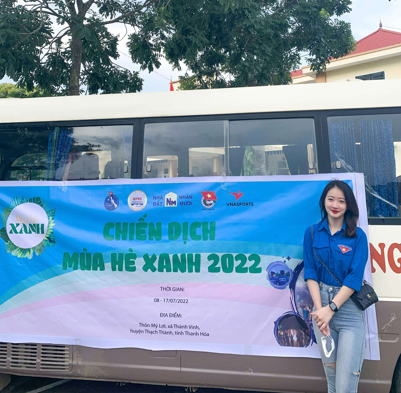 Thùy Linh tham gia chiến dịch &quot; Mùa Hè Xanh&quot;.