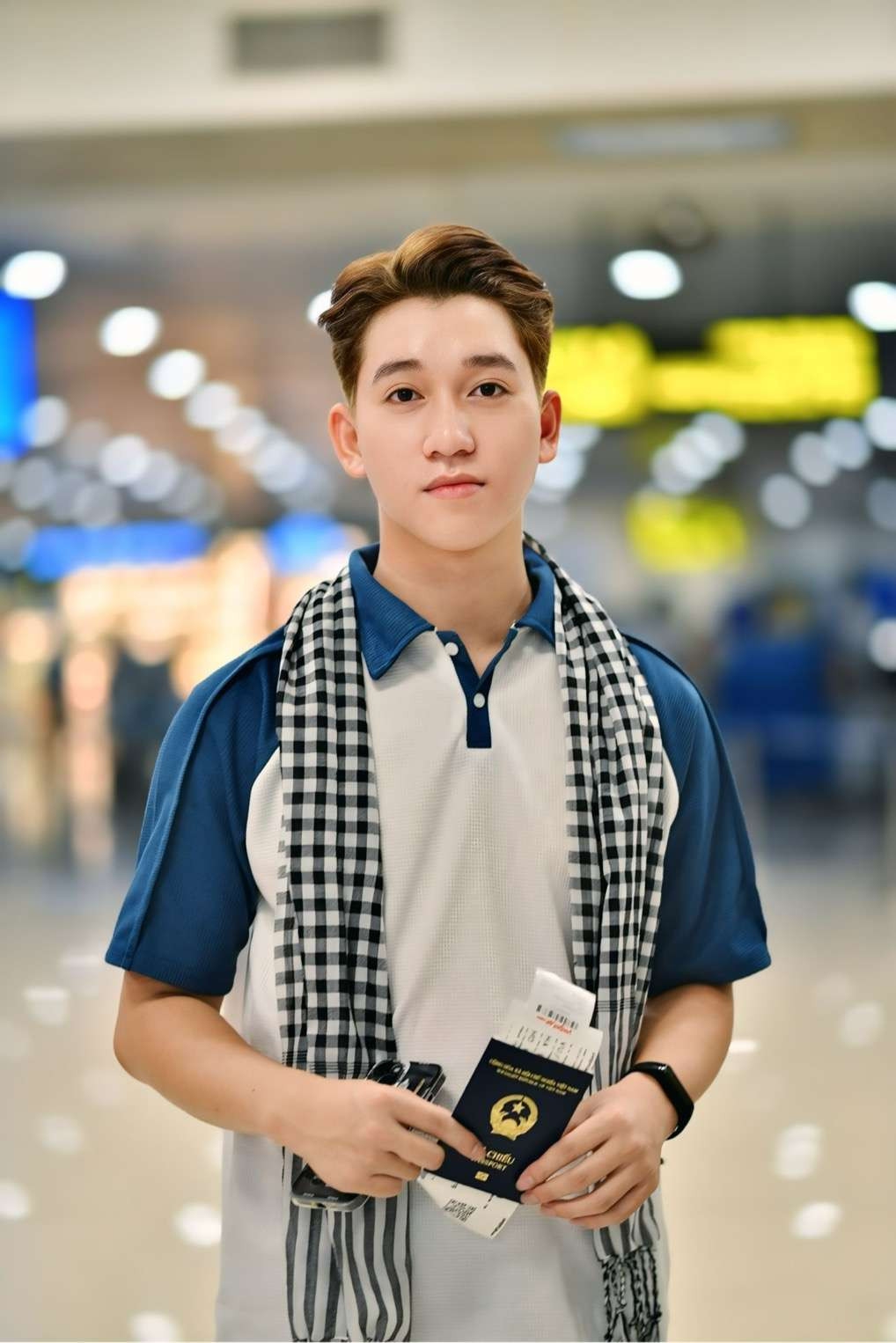 Vũ Văn Oánh, sinh viên năm 3 ngành Quản trị Dịch vụ Du lịch và Lữ hành. Vũ Văn Oánh, sinh viên năm 3 ngành Quản trị Dịch vụ Du lịch và Lữ hành.