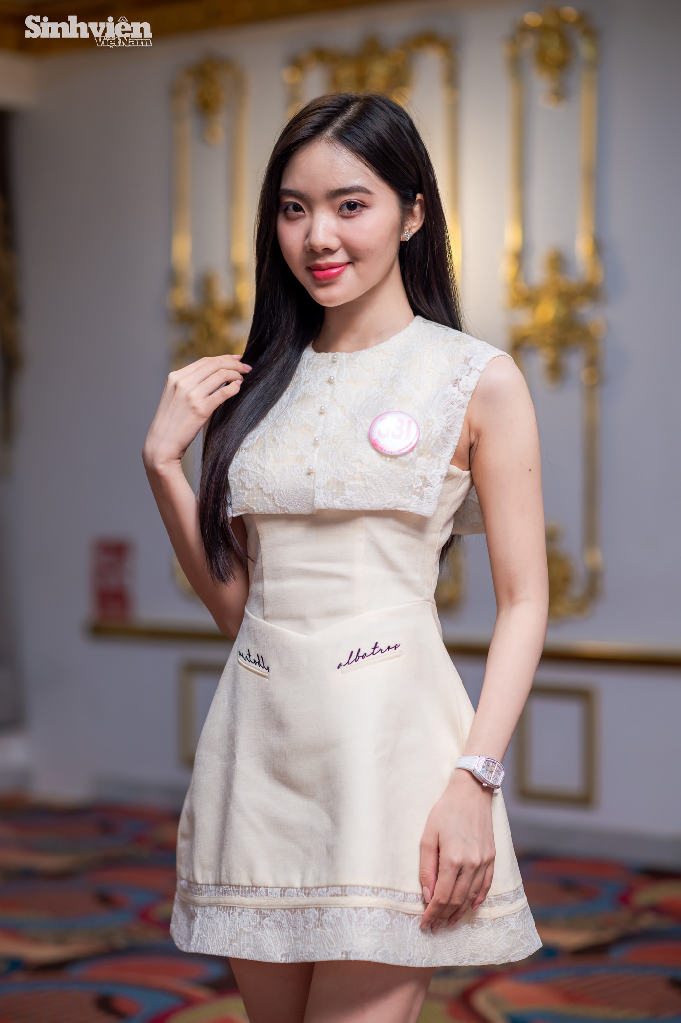 Trần Thị Hồng Hải (SBD 831) chia sẻ: “Việc Ban giám khảo đọc tên mình trong vòng Sơ khảo là một khoảnh khắc vô cùng hồi hộp và căng thẳng”. Lần đầu tiên tham gia một cuộc thi lớn như Hoa hậu Việt Nam, Hồng Hải không tránh khỏi cảm giác run và lo lắng. Tuy nhiên, chính việc dám đặt bút đăng ký tham gia cuộc thi đã là một chiến thắng của cô nàng trước những e ngại của bản thân. Cô gái trẻ đến từ Tuyên Quang muốn gửi gắm thông điệp ý nghĩa đến các bạn trẻ: "Khi mình sợ hãi điều gì đó, hãy dũng cảm vượt qua nó".