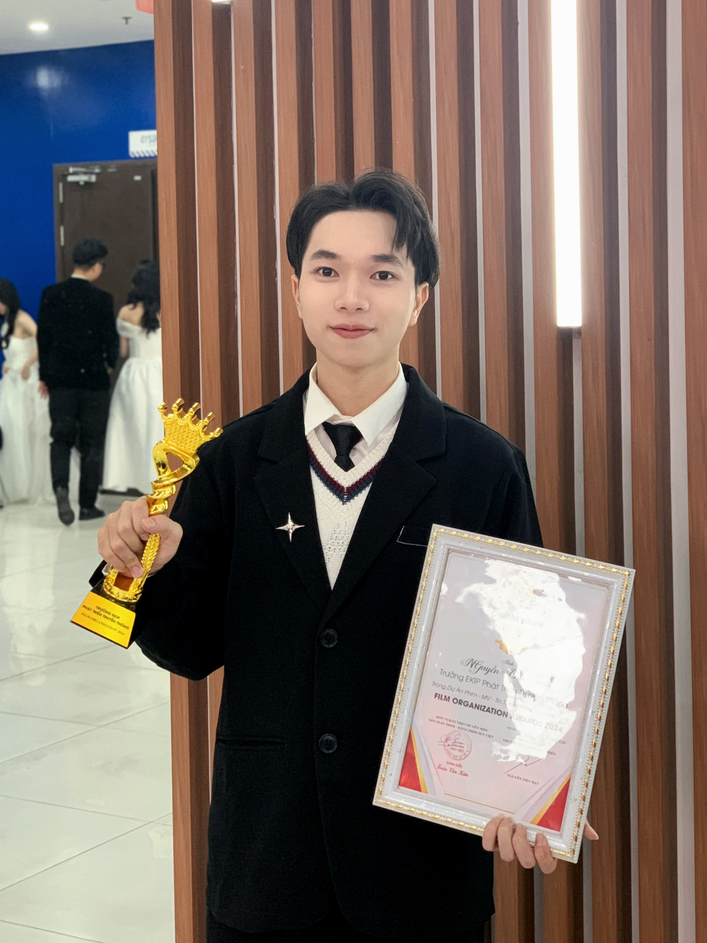 Nam sinh còn là Trưởng Ekip phát triển truyền thông tại Film Organization 2024. Nam sinh còn là Trưởng Ekip phát triển truyền thông tại Film Organization 2024.