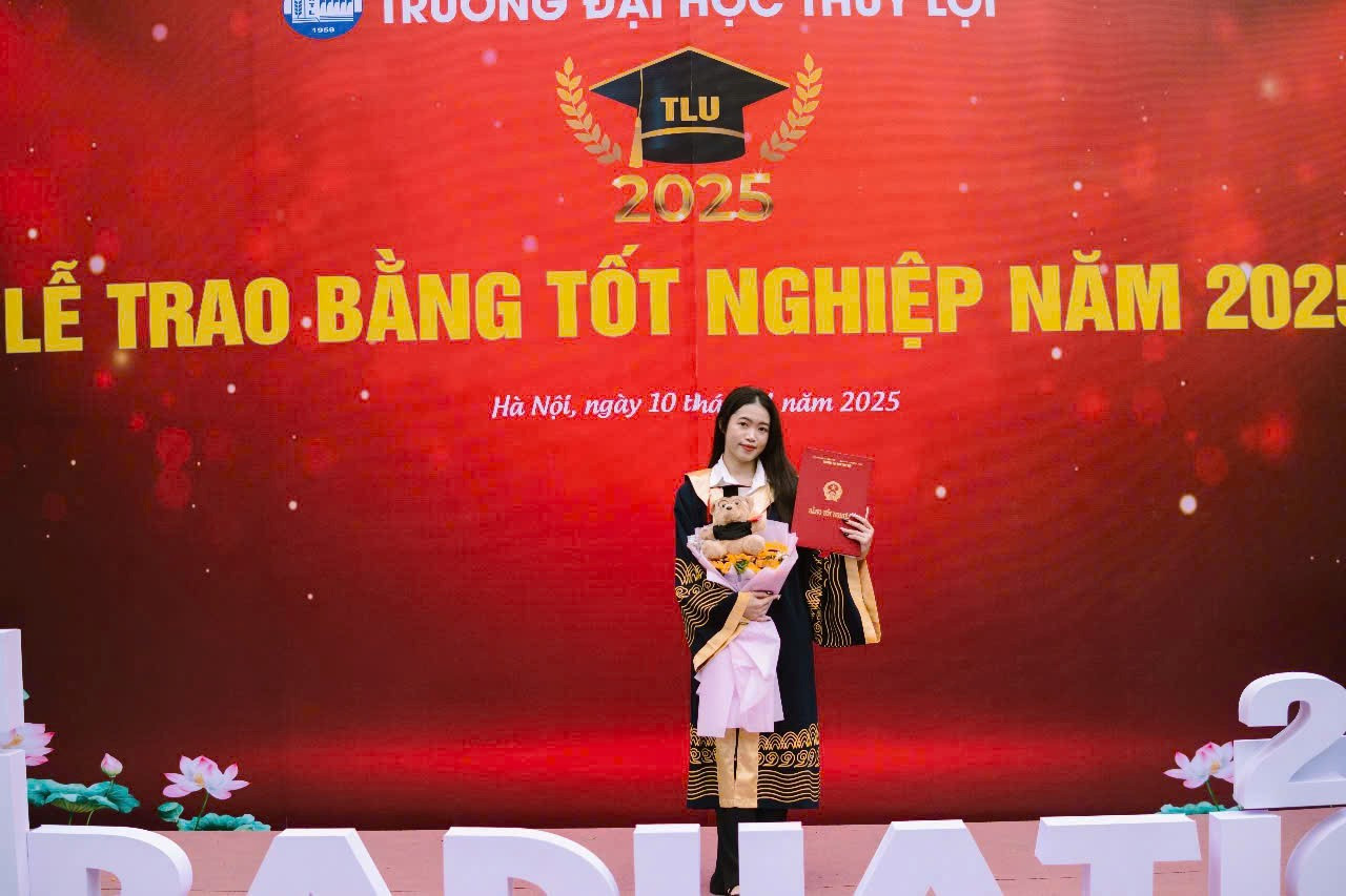 Dưới mái trường Thủy lợi, Meemee không chỉ tích lũy tri thức mà còn vun đắp tình cảm gắn bó đặc biệt với con người và đất nước Việt Nam. Dưới mái trường Thủy lợi, Meemee không chỉ tích lũy tri thức mà còn vun đắp tình cảm gắn bó đặc biệt với con người và đất nước Việt Nam.