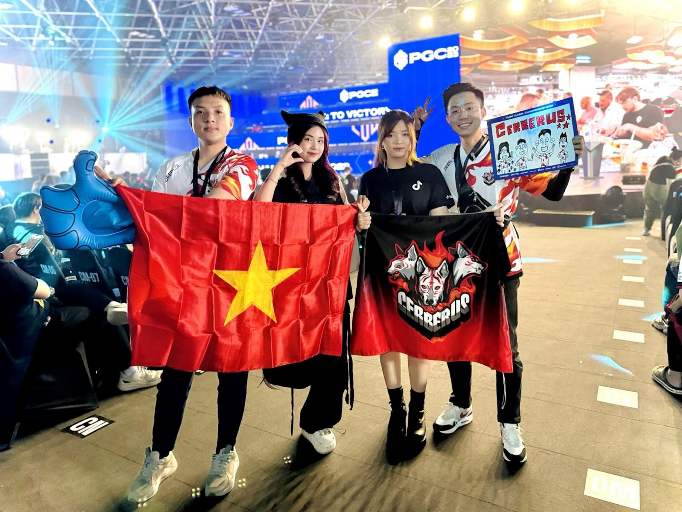 Quỳnh Anh đề cao việc kết nối với người cùng chí hướng để nhận lời khuyên khi gặp khó khăn.