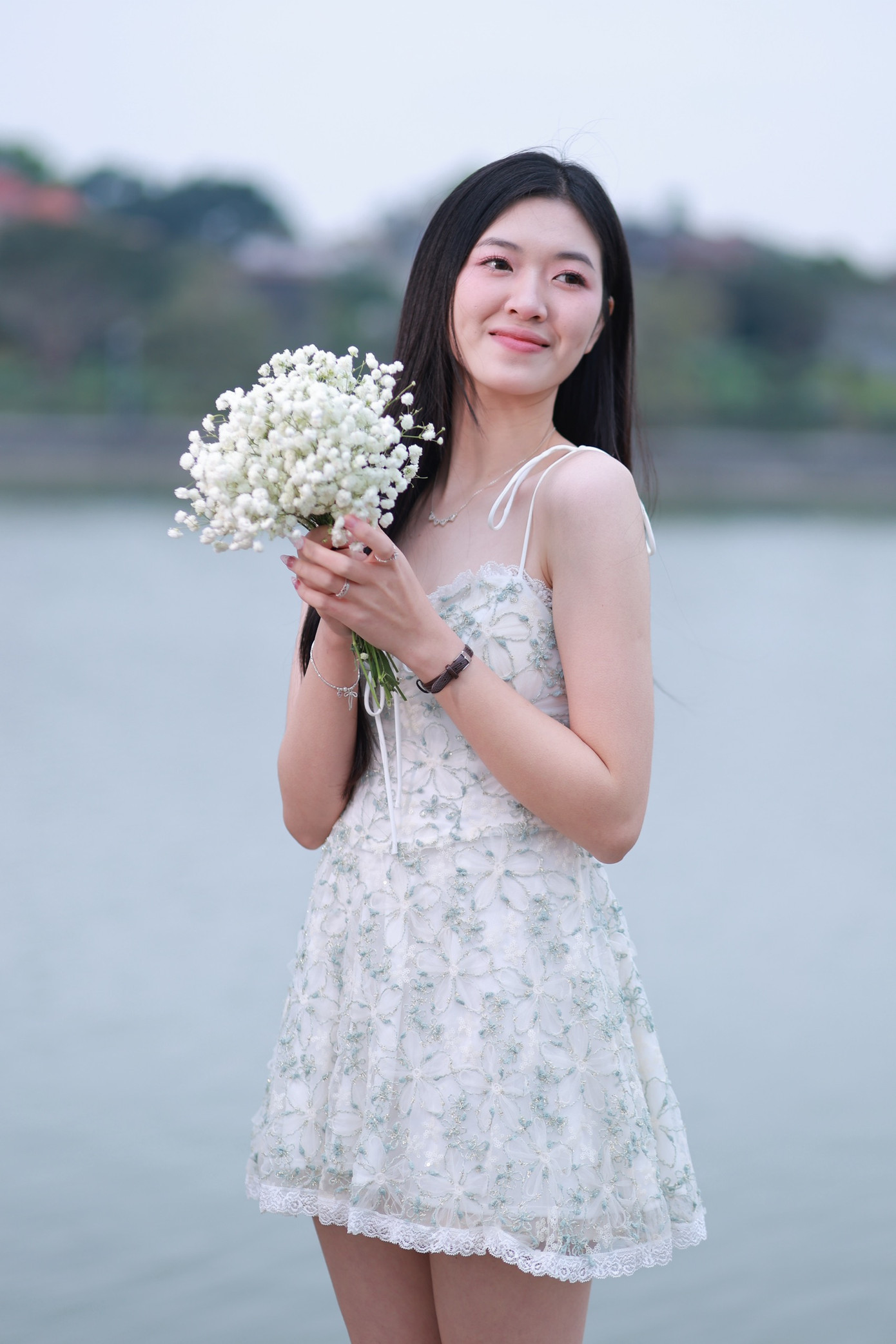 Hành trình đại học mở ra cho Ngọc Ánh những cơ hội mới, giúp cô gặp gỡ nhiều người truyền cảm hứng và học hỏi những kiến thức giá trị. Hành trình đại học mở ra cho Ngọc Ánh những cơ hội mới, giúp cô gặp gỡ nhiều người truyền cảm hứng và học hỏi những kiến thức giá trị.