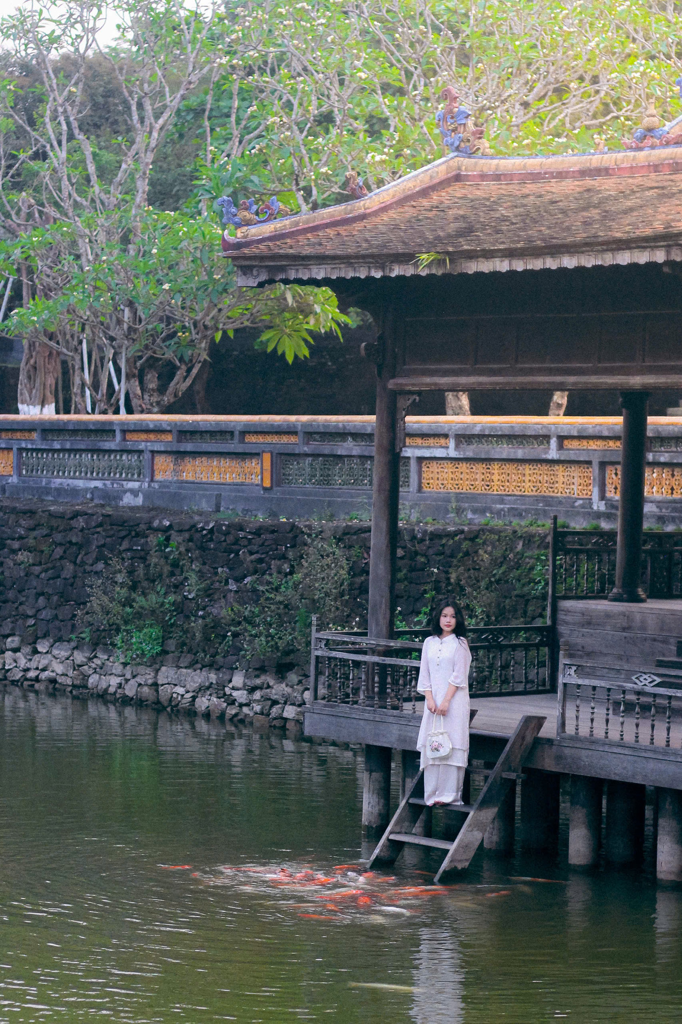 Tết là dịp để Phương có cơ hội tìm hiểu kỹ hơn vẻ đẹp của quê cha đất tổ.