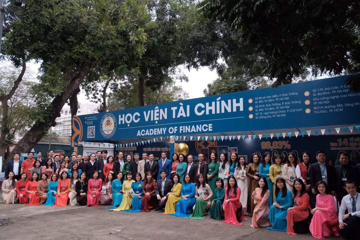 Đội ngũ giảng viên có chuyên môn, kinh nghiệm tại Học viện Tài chính.