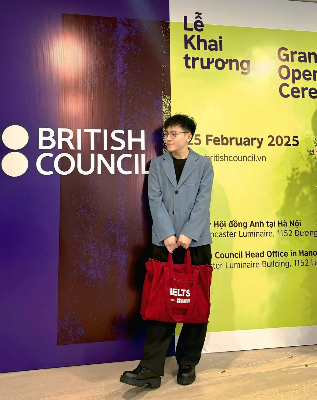 Chàng trai vượt qua nhiều vất vả và đạt 7.0 IELTS vào năm 2019. Chàng trai vượt qua nhiều vất vả và đạt 7.0 IELTS vào năm 2019.