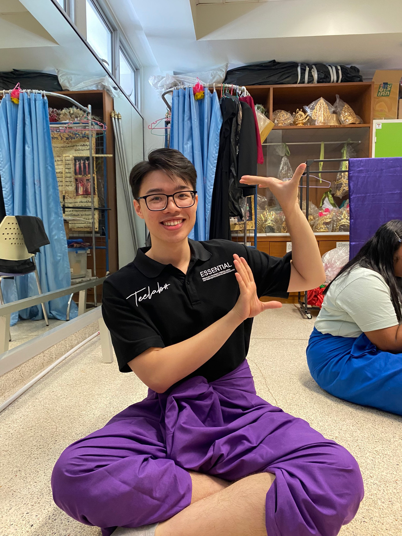 Nam Cường trong chuyến học tập trao đổi ngắn hạn tại trường Đại học Thaksin, Thái Lan.