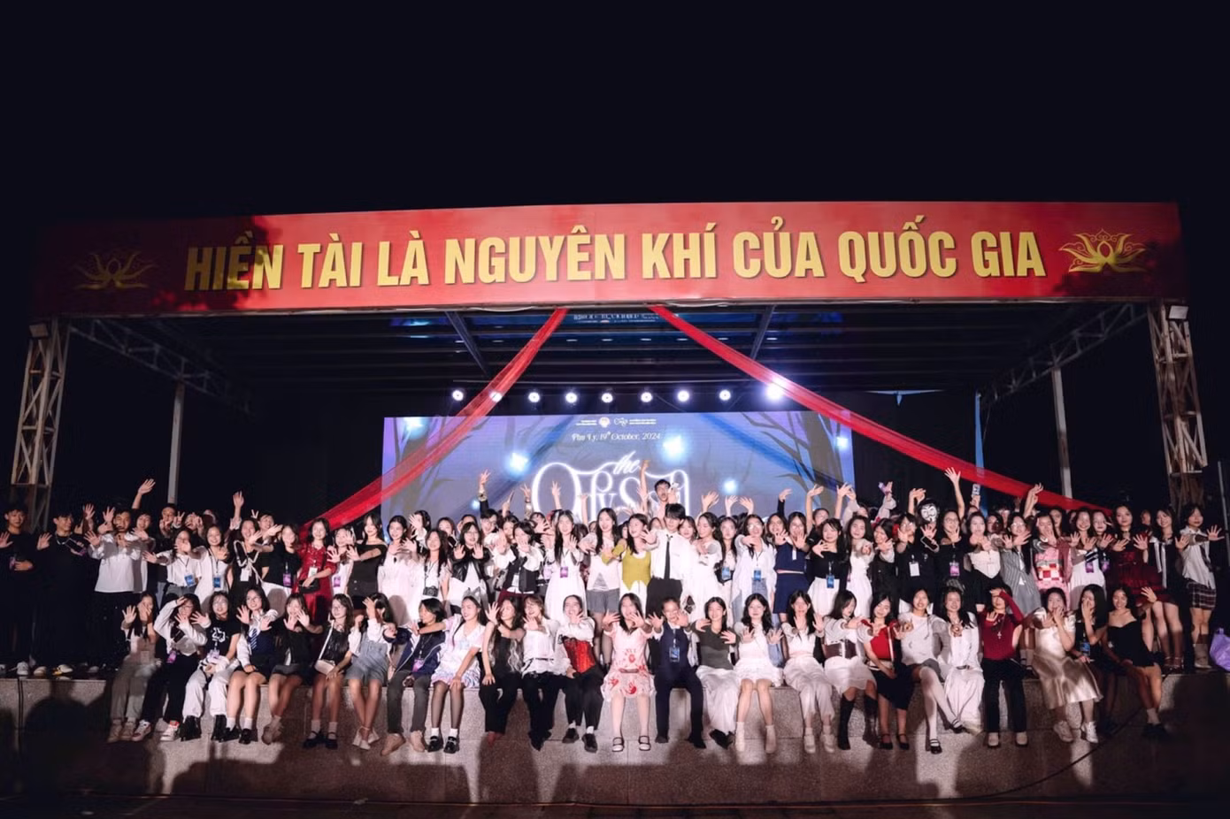 Ban Tổ chức The Odysoul - Lễ hội văn hóa Khối Chuyên Anh THPT Chuyên Biên Hòa năm 2024.