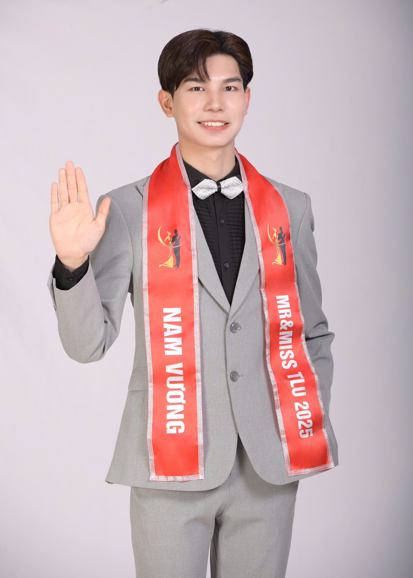 Bùi Viết Nam được biết đến là Nam Vương Đại học Thủy lợi năm 2025.