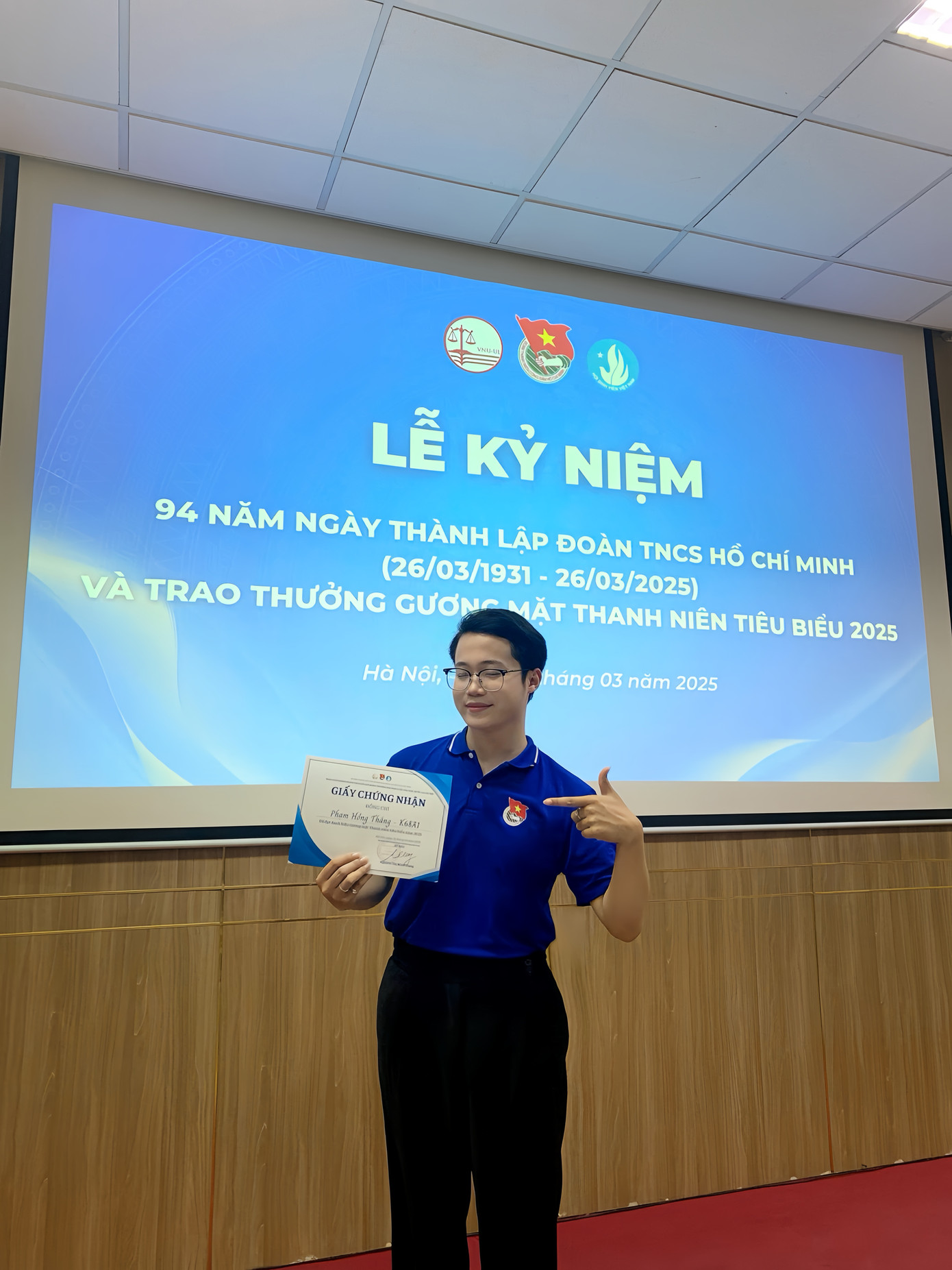 Hồng Thắng vinh dự là Gương mặt thanh niên tiêu biểu 2025 của trường. Hồng Thắng vinh dự là Gương mặt thanh niên tiêu biểu 2025 của trường.
