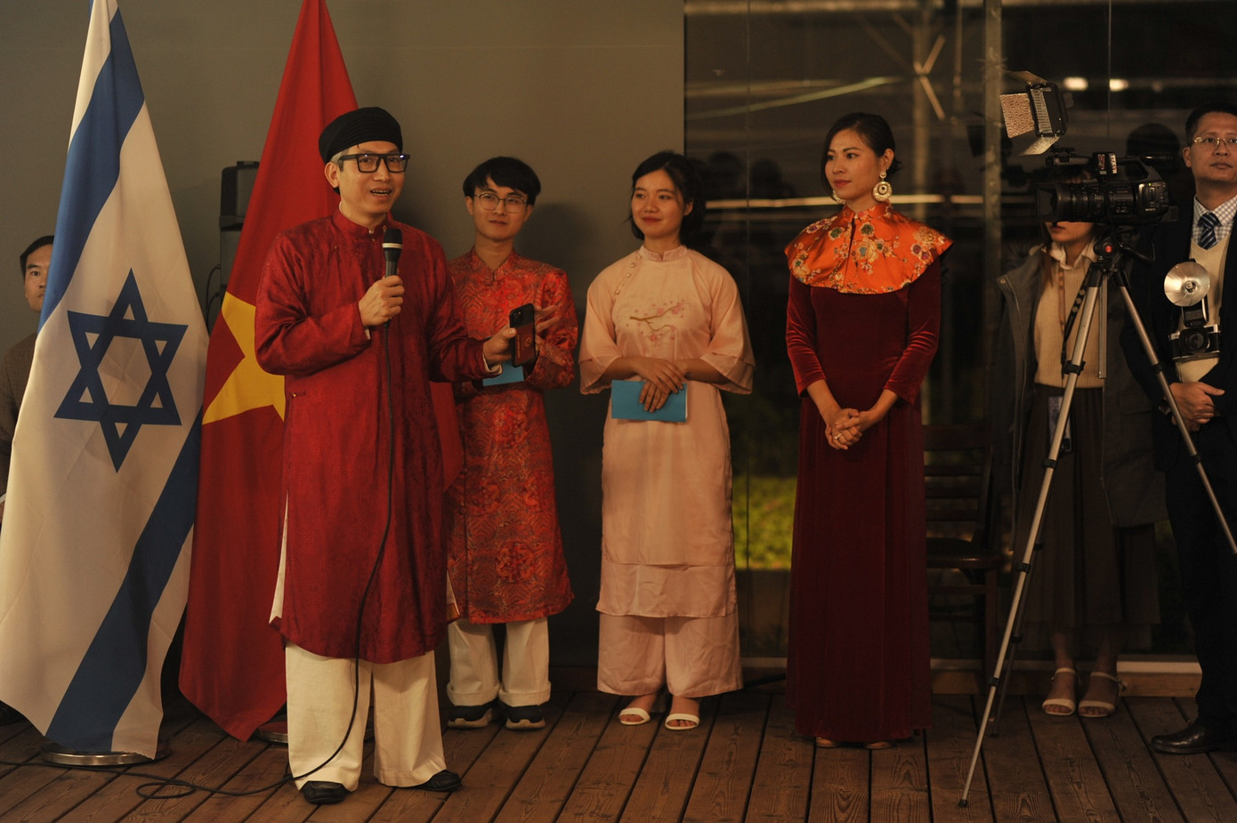 Năm 2023, Thành Tài đảm nhận vai trò MC tại sự kiện Tết Việt do Đại sứ quán Israel tổ chức tại Tel Aviv, góp phần quảng bá văn hóa Việt Nam đến bạn bè quốc tế. Năm 2023, Thành Tài đảm nhận vai trò MC tại sự kiện Tết Việt do Đại sứ quán Israel tổ chức tại Tel Aviv, góp phần quảng bá văn hóa Việt Nam đến bạn bè quốc tế.