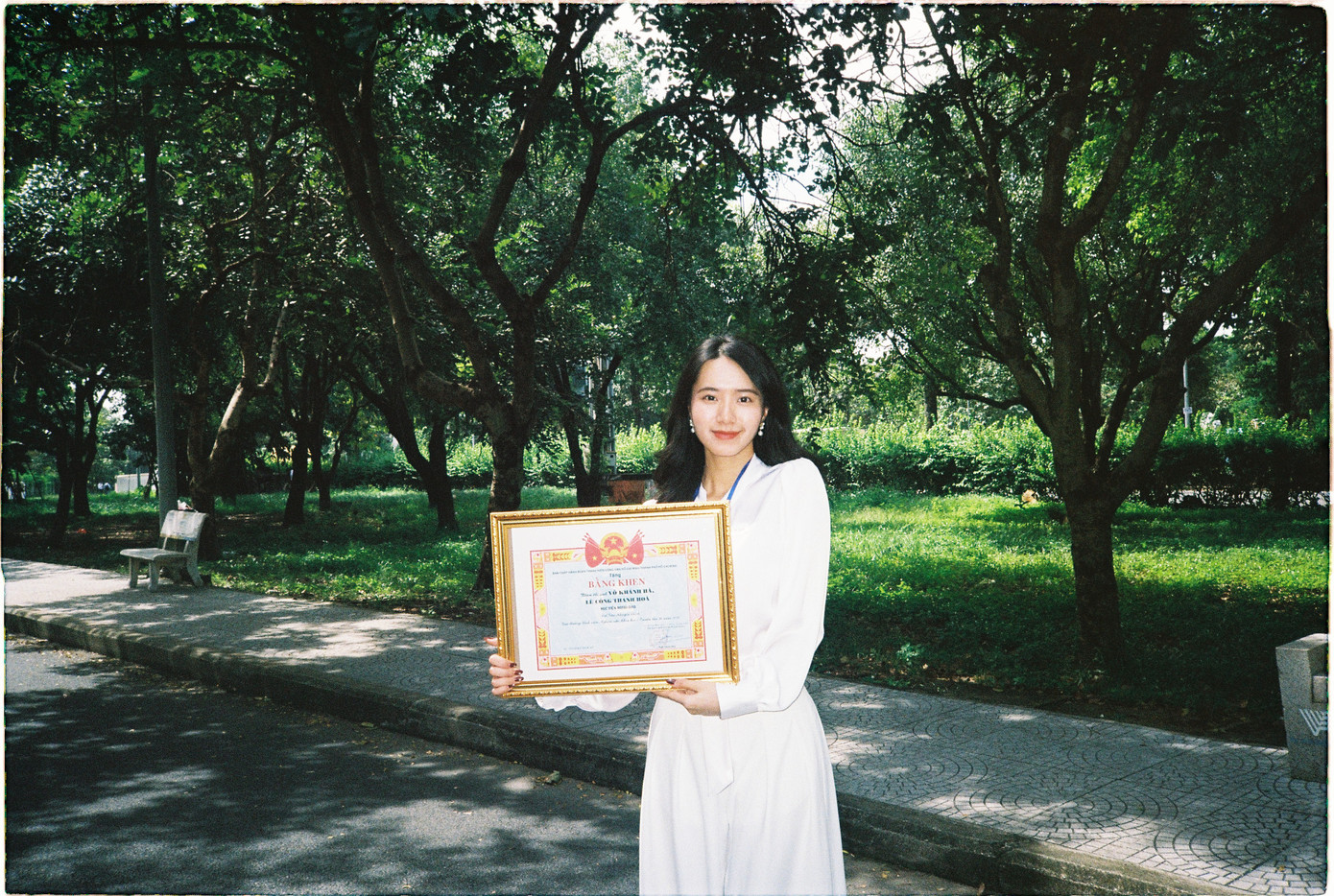 Khánh Hà ý thức được vai trò quan trọng của sinh viên trong Kỷ nguyên vươn mình của dân tộc. Khánh Hà ý thức được vai trò quan trọng của sinh viên trong Kỷ nguyên vươn mình của dân tộc.