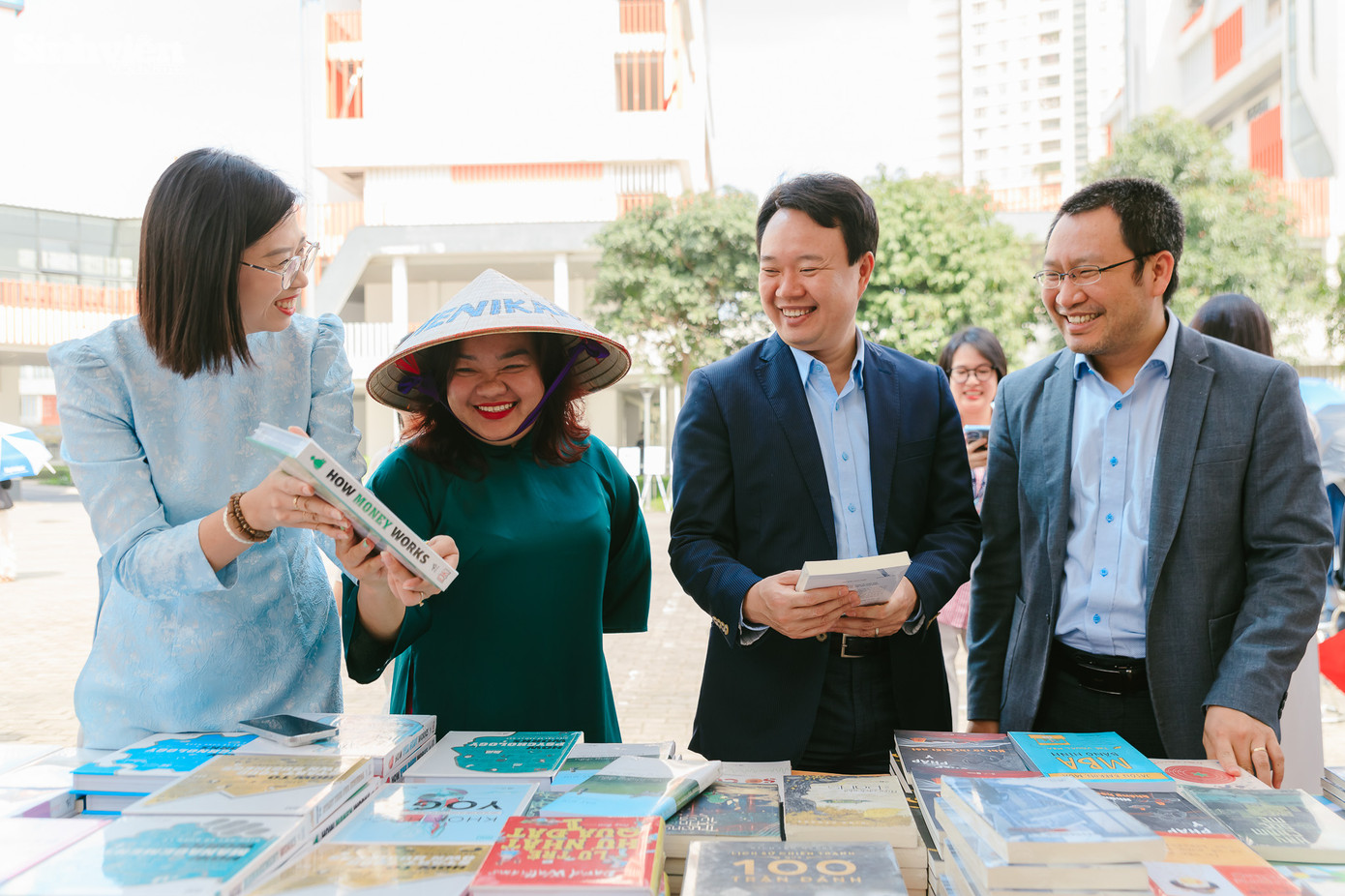Ngày hội là sự kiện thường niên do Trung tâm Thông tin Thư viện phối hợp cùng Đoàn Thanh niên Trường Đại học Phenikaa và Công ty TNHH Truyền thông &amp; Công nghệ Tiên Phong Việt Nam tổ chức với mong muốn khơi dậy tình yêu đọc sách trong cộng đồng sinh viên, nâng cao nhận thức về vai trò quan trọng của sách trong học tập và cuộc sống, đồng thời tạo ra một không gian đọc sách, kết nối và chia sẻ đầy cảm hứng.