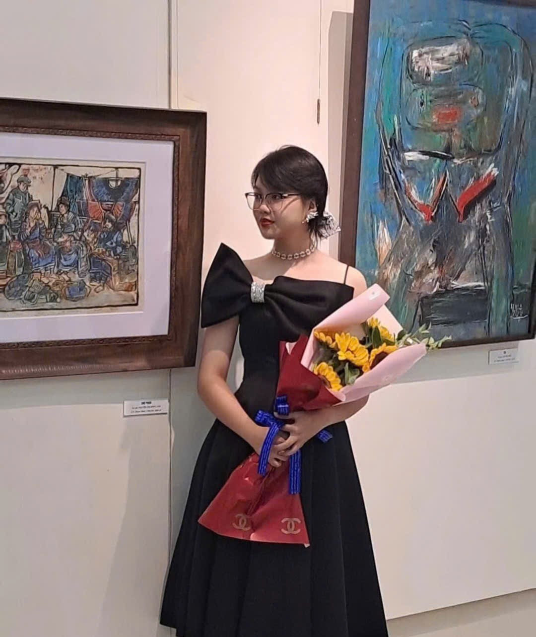 Tác phẩm “Chợ phiên” là một dấu ấn quan trọng trong hành trình nghệ thuật của cô.