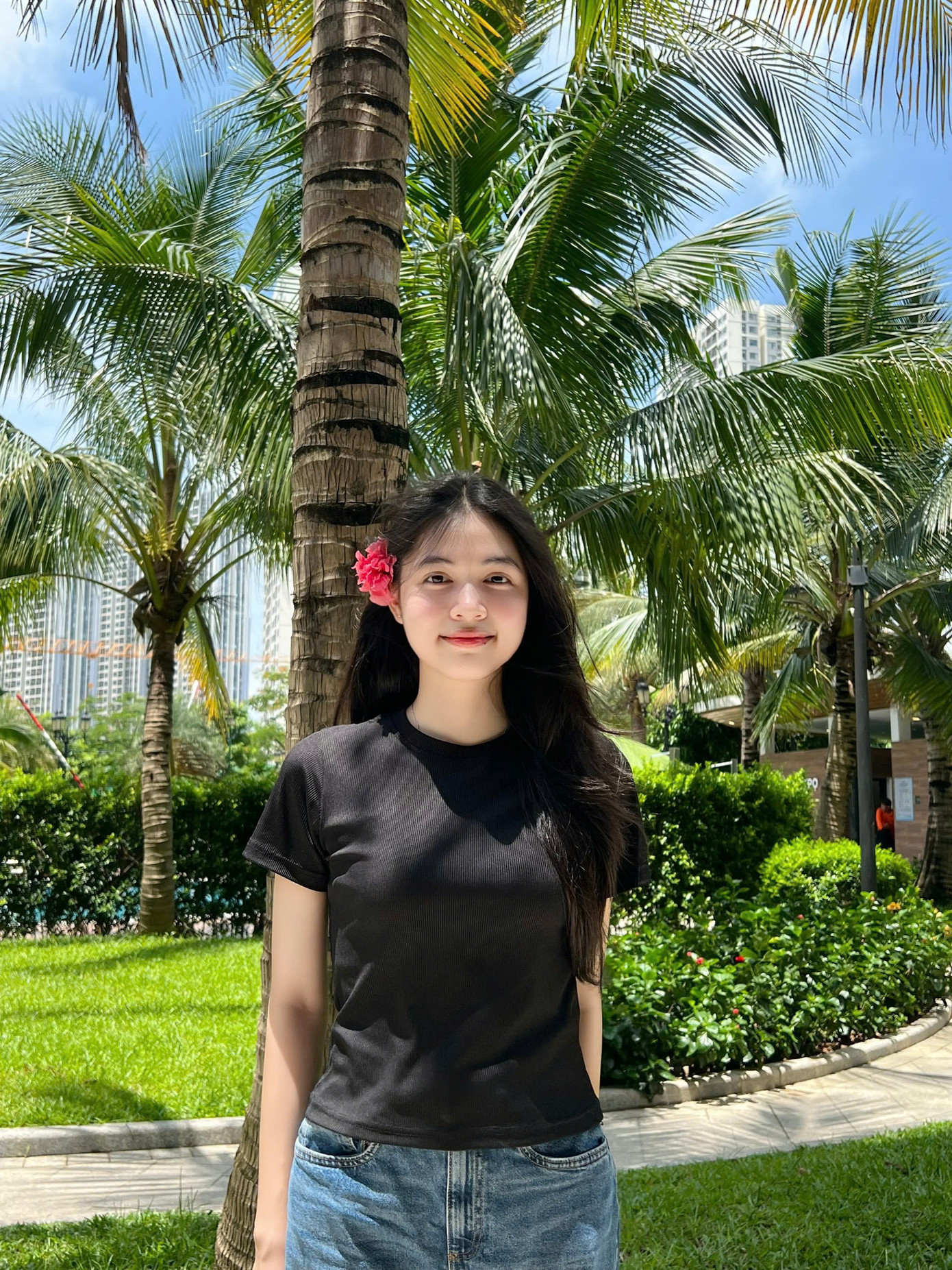 Hải Yến không chỉ là Hoa khôi Thanh lịch mà còn là một cô gái đầy nhiệt huyết, luôn kiên định với mục tiêu của mình.