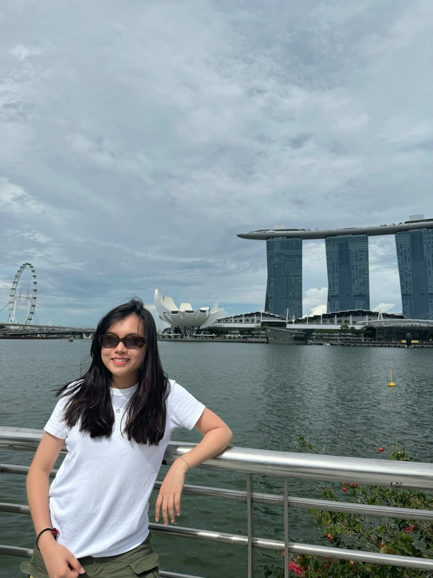 Những khoảnh khắc đời thường giữa Singapore giúp Quỳnh chiêm nghiệm sâu sắc hơn về giá trị của sự khiêm tốn và học hỏi liên tục.