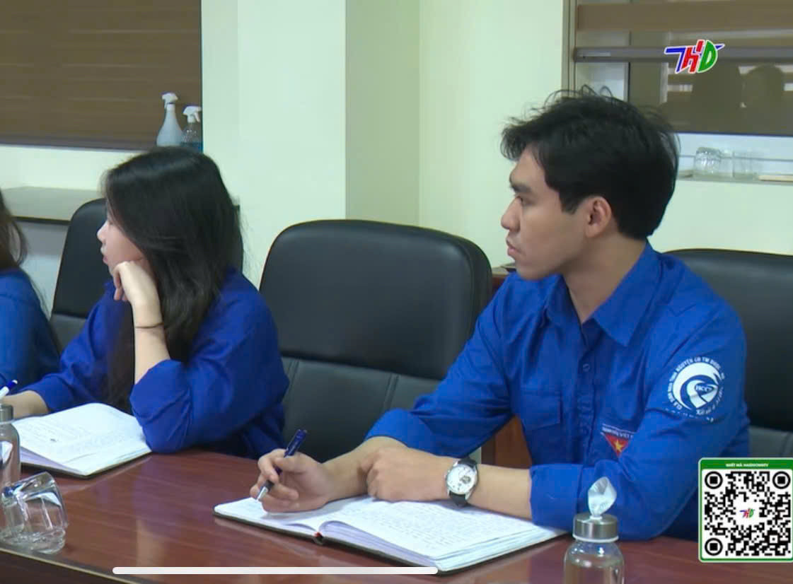 Thái tích cực tham gia công tác Đoàn – Hội và phong trào sinh viên. Thái tích cực tham gia công tác Đoàn – Hội và phong trào sinh viên.