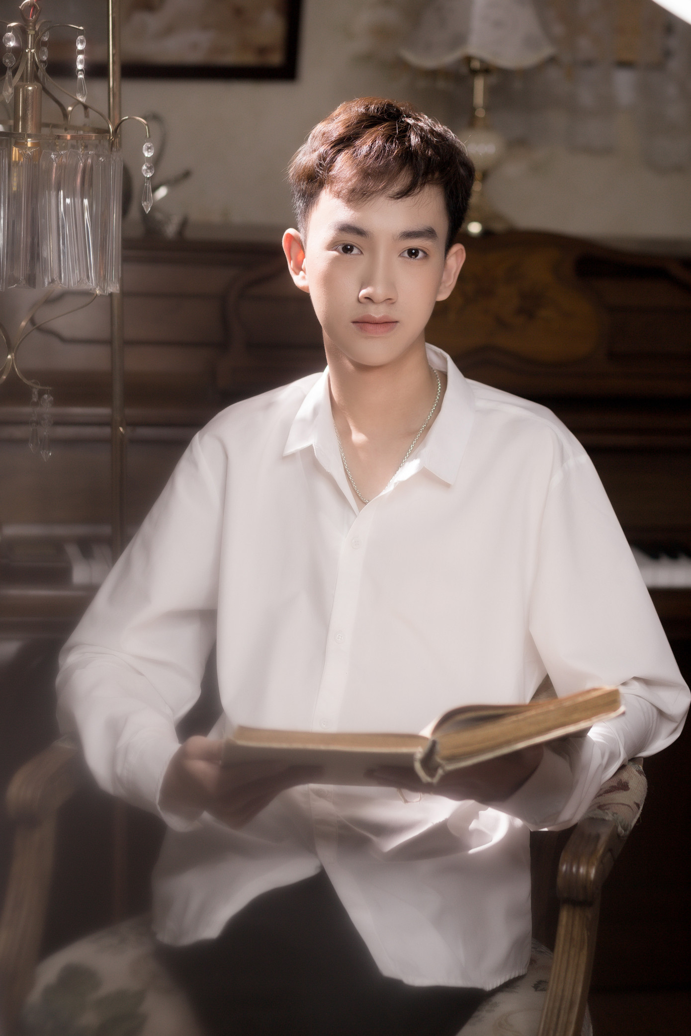 “Tham gia nhiều cuộc thi, mình cũng muốn lan tỏa đến người thân, bạn bè xung quanh, đặc biệt là những cháu nhỏ trong gia đình hình tượng một người luôn kiên trì và học tập không ngừng”.