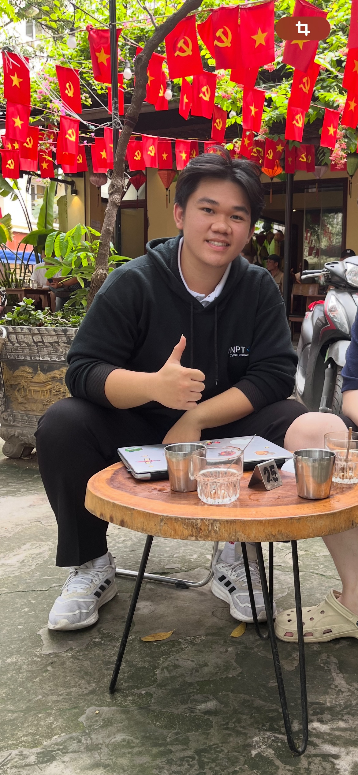 Anh Tú trong ngày thực tập đầu tiên tại VNPT.