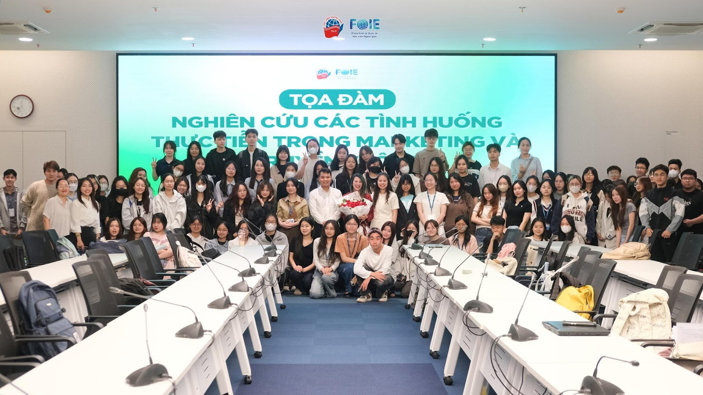 Các tọa đàm do Khoa Kinh tế quốc tế tổ chức.