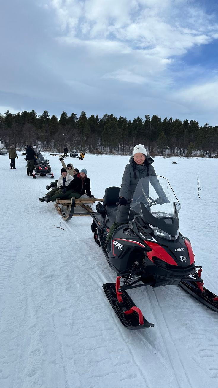 Với Thuỳ Linh, không ngừng nâng cấp bản thân chính là chìa khóa dẫn tới thành công.