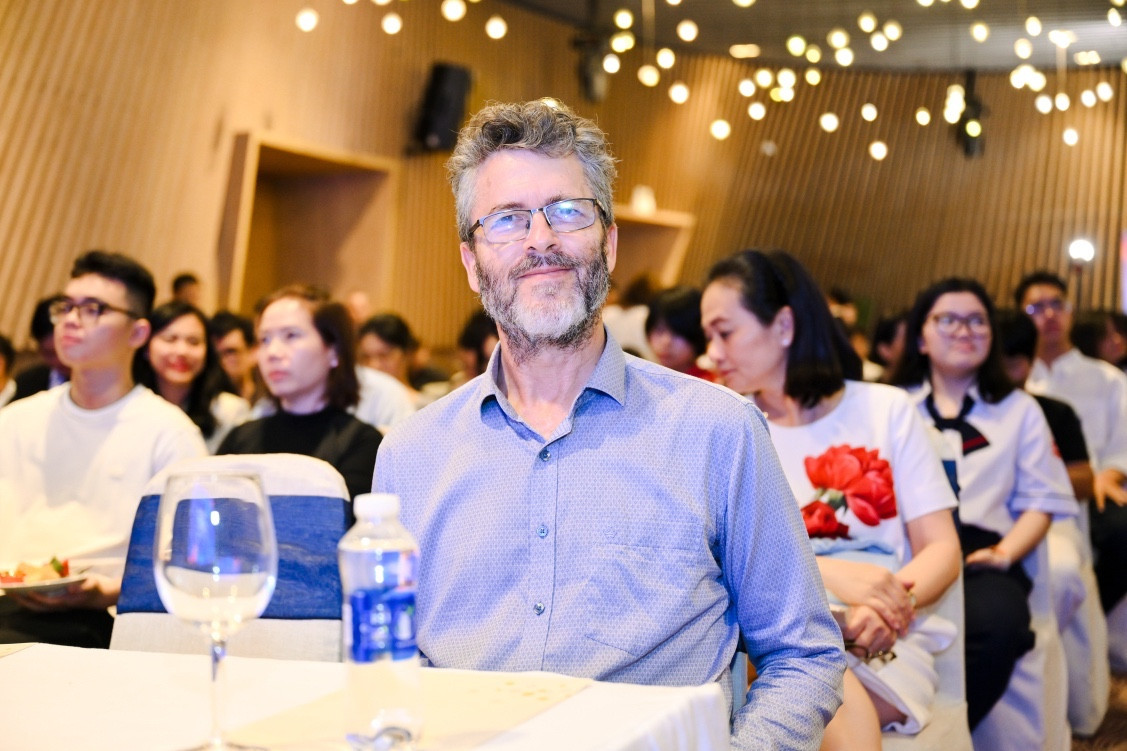 GS.TS. Wray Buntine - Giám đốc Chương trình Khoa học Máy tính, Viện Kỹ thuật và Khoa học Máy tính, VinUniversity.