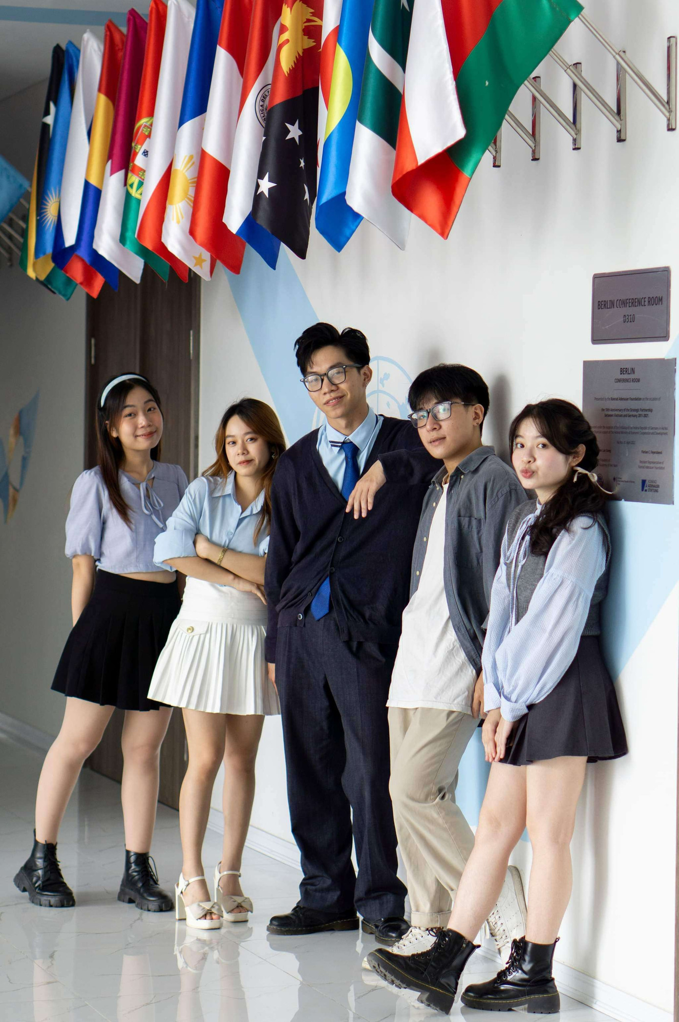 Nếu được quay trở về quá khứ, nữ sinh bày tỏ mong muốn được gắn kết với bạn bè nhiều hơn.