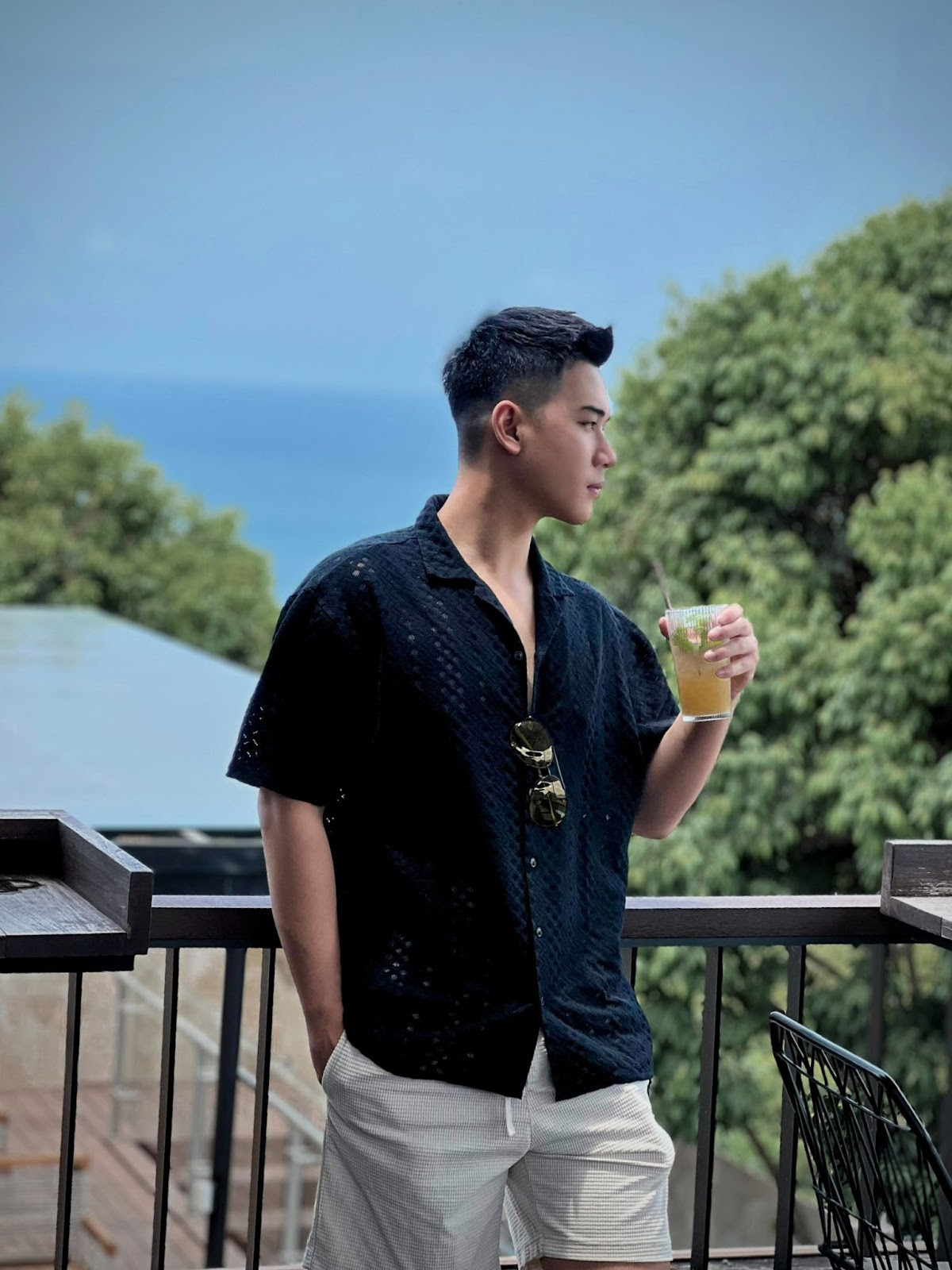 Từ hành trình vượt qua giới hạn của bản thân, Hùng Anh đã mở lối để nhiều người trẻ Việt tự tin bước ra thế giới. Từ hành trình vượt qua giới hạn của bản thân, Hùng Anh đã mở lối để nhiều người trẻ Việt tự tin bước ra thế giới.