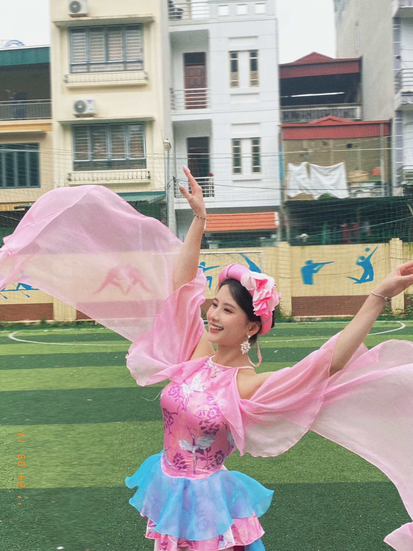 Nhờ có Đoàn, tuổi trẻ của Lan trở nên rực rỡ hơn, ý nghĩa hơn và tràn đầy những trải nghiệm đáng nhớ. Nhờ có Đoàn, tuổi trẻ của Lan trở nên rực rỡ hơn, ý nghĩa hơn và tràn đầy những trải nghiệm đáng nhớ.