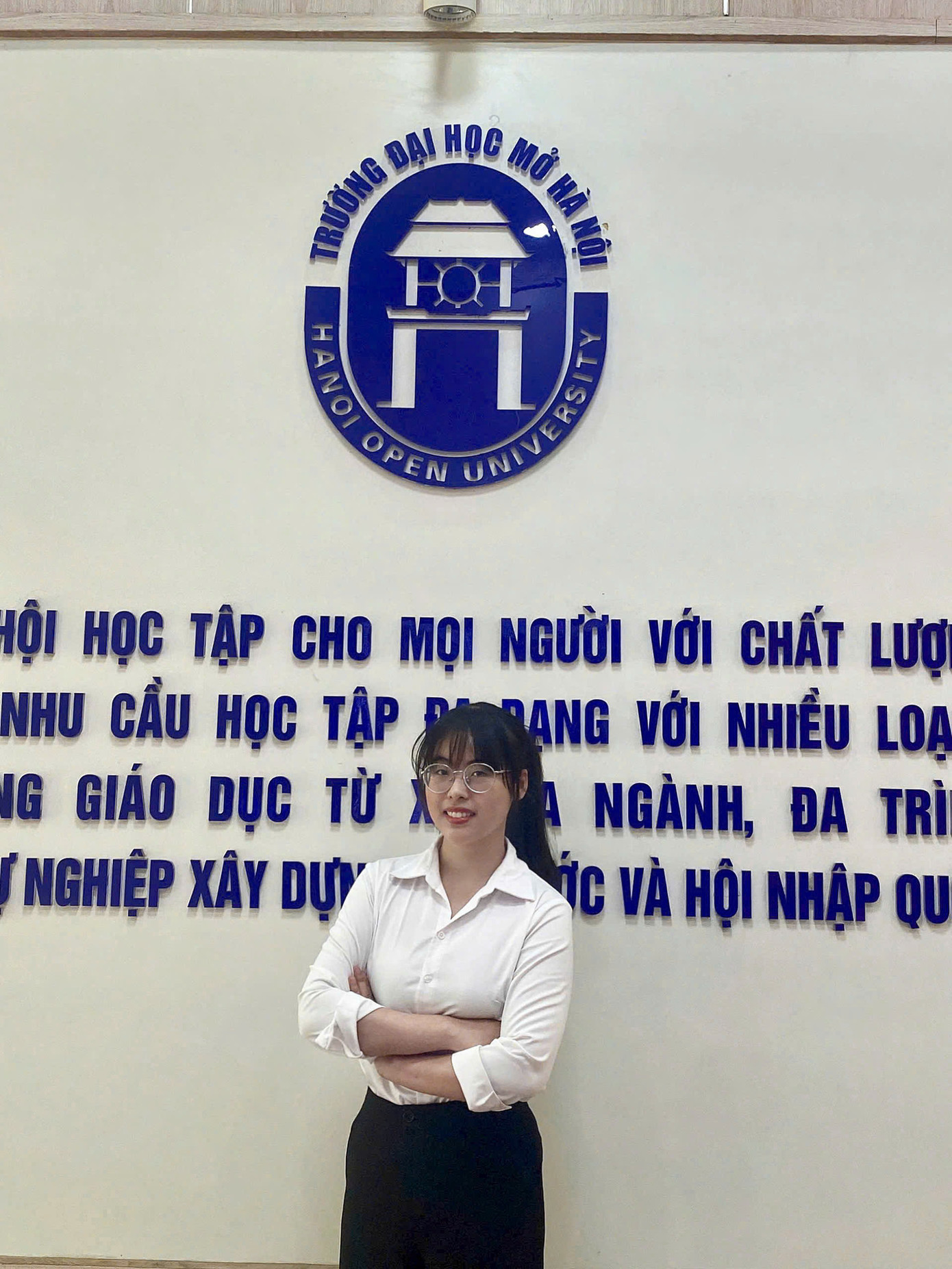 Nguyễn Lan Hương - "Sinh viên xuất sắc" của Trường Đại học Mở Hà Nội năm 2024. Nguyễn Lan Hương - "Sinh viên xuất sắc" của Trường Đại học Mở Hà Nội năm 2024.