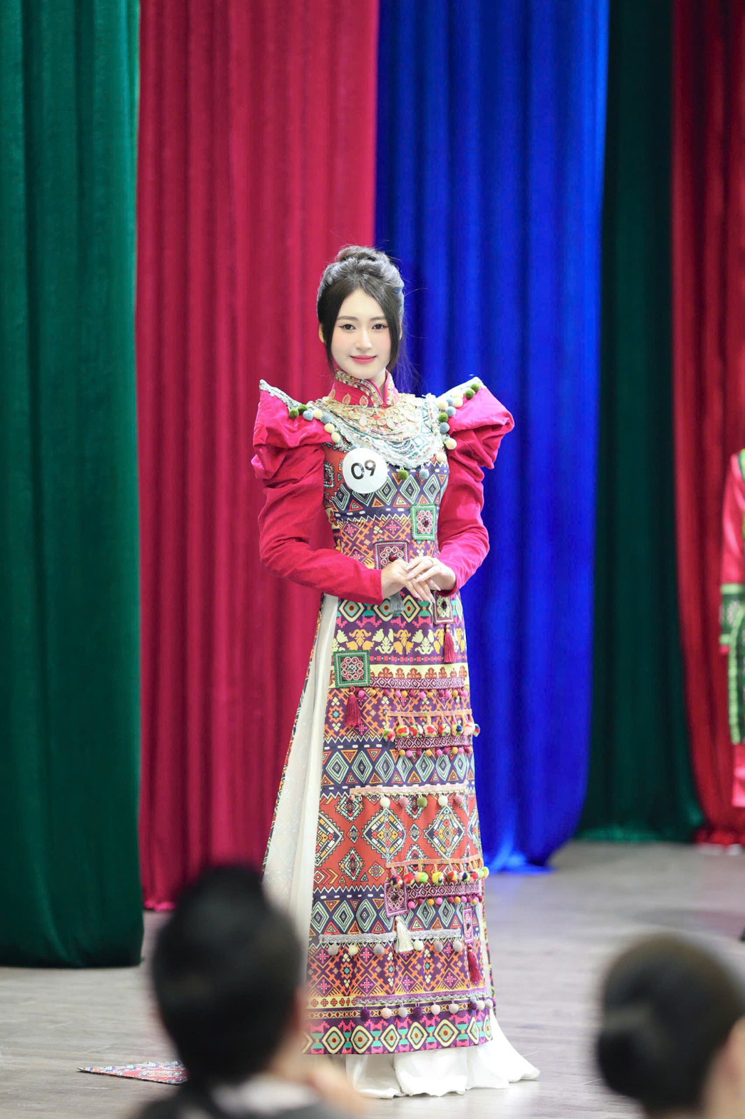 Với thông điệp “Mỗi người đều có một vẻ đẹp riêng, hãy tự tin là chính mình”, Trâm Anh mong muốn lan tỏa nguồn cảm hứng tích cực đến giới trẻ. Với thông điệp “Mỗi người đều có một vẻ đẹp riêng, hãy tự tin là chính mình”, Trâm Anh mong muốn lan tỏa nguồn cảm hứng tích cực đến giới trẻ.