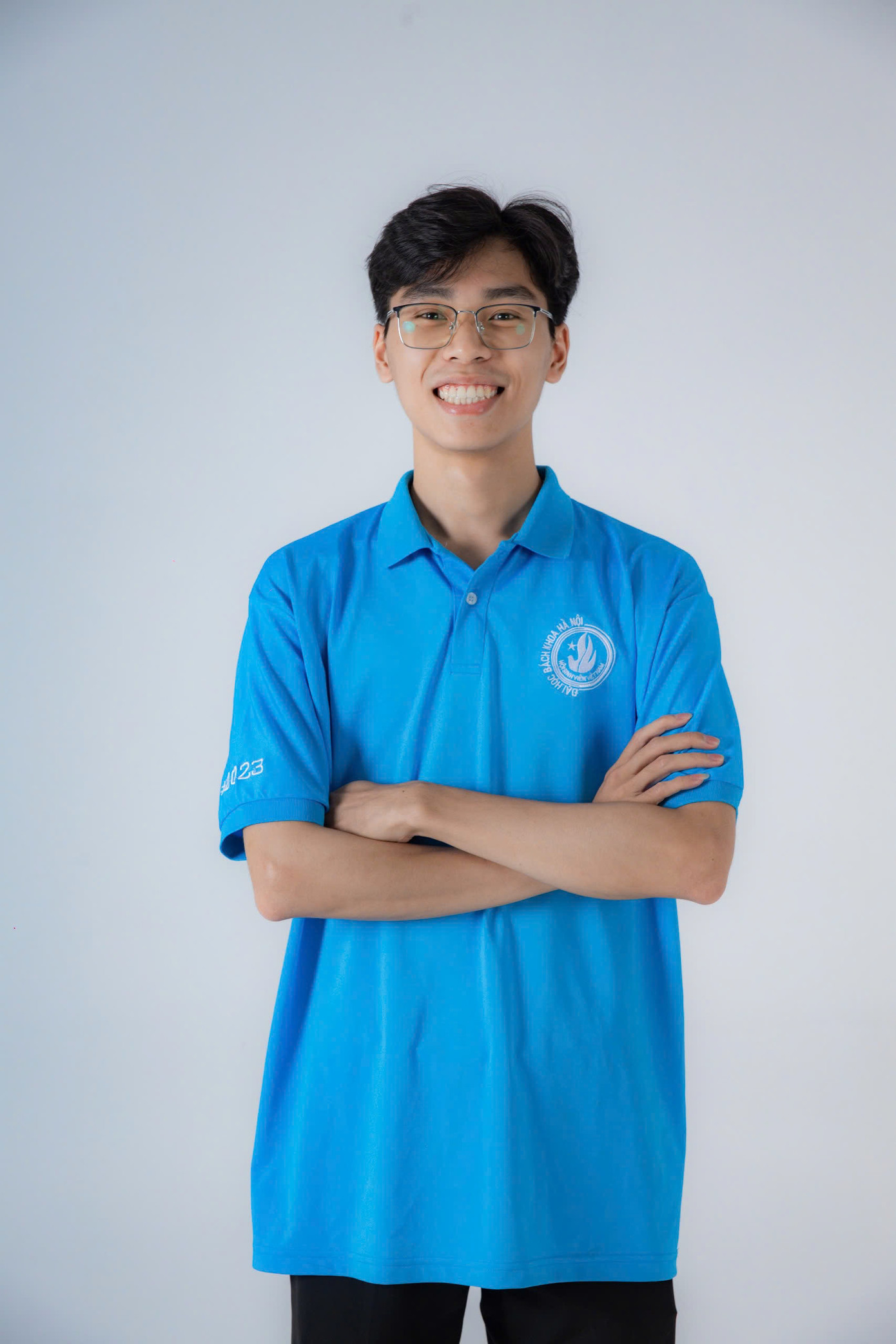 Mỗi lần vượt qua một thử thách nhỏ, Tuấn Hùng lại cảm thấy tự tin hơn và nhận ra rằng, sự kiên trì sẽ dẫn đến kết quả tốt. Mỗi lần vượt qua một thử thách nhỏ, Tuấn Hùng lại cảm thấy tự tin hơn và nhận ra rằng, sự kiên trì sẽ dẫn đến kết quả tốt.