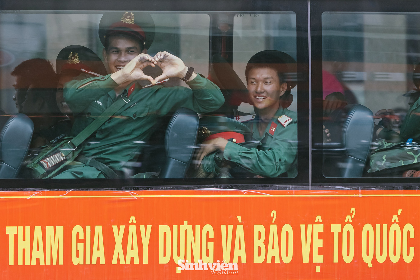 Sau khi có mặt tại Thủ đô, cán bộ, chiến sĩ, lược lượng tham gia diễu binh, diễu hành sẽ bước vào giai đoạn huấn luyện tại Trung tâm Huấn luyện Quân sự Quốc gia 4 và Trường Sĩ quan Lục quân 1 để chuẩn bị cho Lễ diễu binh, diễu hành tại Quảng trường Ba Đình vào dịp Quốc khánh 2/9.