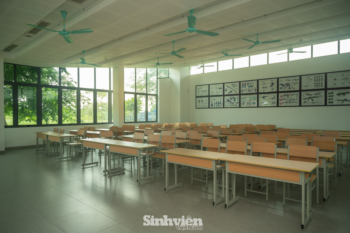 Phòng học tại khu Giảng đường HN1 Trường Đại học Xây dựng Hà Nội cơ sở 2 đã được đưa vào hoạt động.