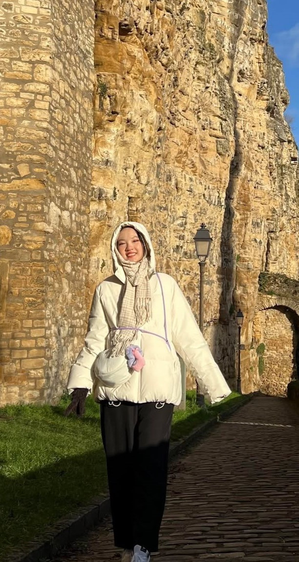 Phạm Hoàng Hải, du học sinh tại Pháp. Phạm Hoàng Hải, du học sinh tại Pháp.