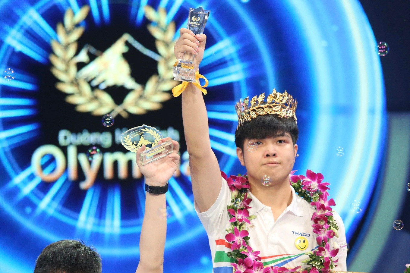 Chiến lược luyện thi đại học từ Nhà vô địch Olympia Đặng Lê Nguyên Vũ ảnh 1 Chiến lược luyện thi đại học từ Nhà vô địch Olympia Đặng Lê Nguyên Vũ ảnh 1