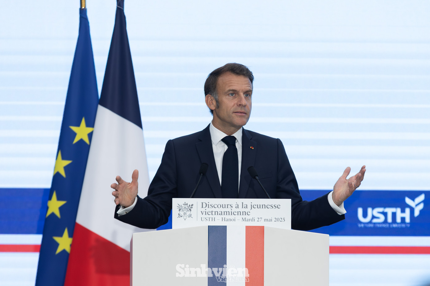 Tổng thống Emmanuel Macron đã có bài phát biểu quan trọng với tinh thần "Pháp - Việt Nam, Một tương lai chung".