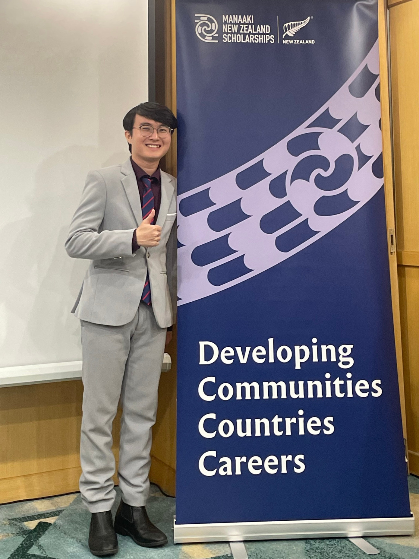 Thành Tài vinh dự nhận học bổng chính phủ Manaaki New Zealand. Thành Tài vinh dự nhận học bổng chính phủ Manaaki New Zealand.