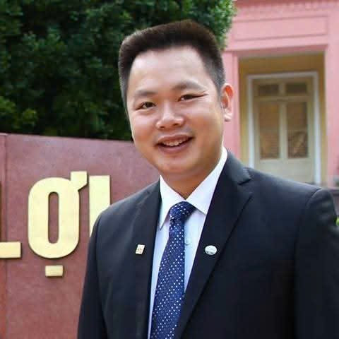 TS. Nguyễn Đình Trinh - Phó trưởng phòng Chính trị và Công tác sinh viên, trường Đại học Thủy lợi. TS. Nguyễn Đình Trinh - Phó trưởng phòng Chính trị và Công tác sinh viên, trường Đại học Thủy lợi.