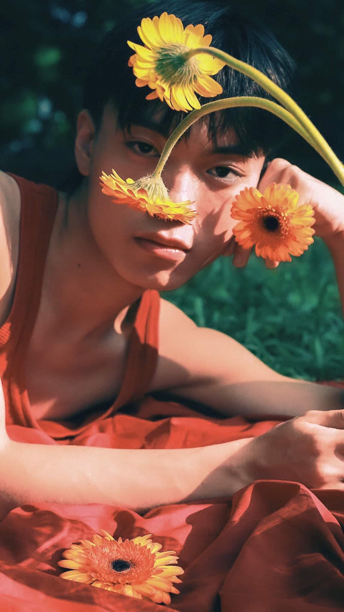 Công đang từng bước khẳng định tài năng và đam mê của mình. Công đang từng bước khẳng định tài năng và đam mê của mình.