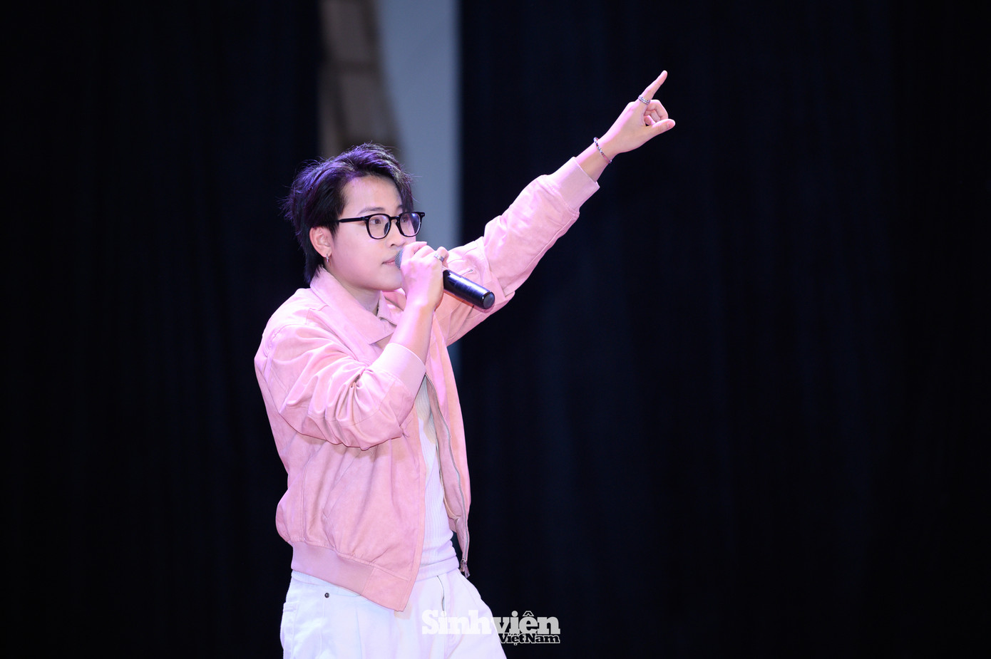 Những khoảnh khắc thăng hoa của hai ca sĩ.