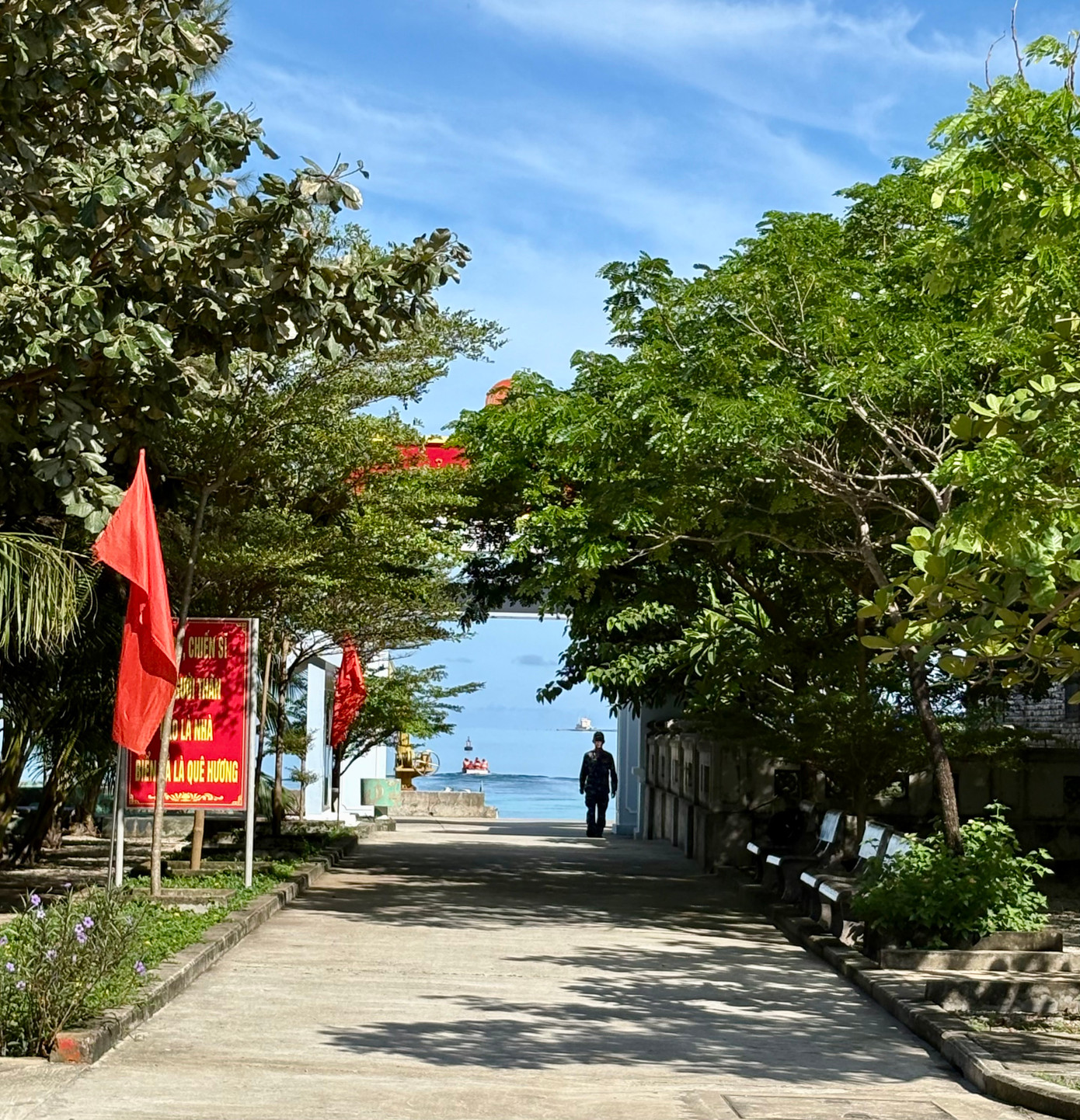 “Màu xanh của chủ quyền” được Bảo Khánh lưu giữ trong tim “Màu xanh của chủ quyền” được Bảo Khánh lưu giữ trong tim