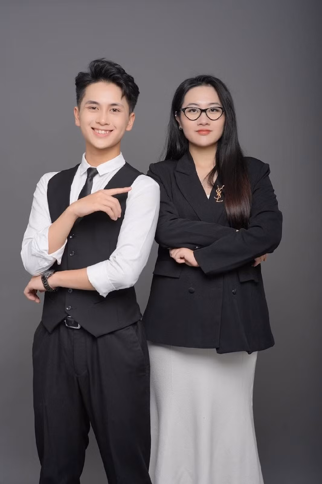 Văn Thành và huấn luyện viên Minh Phương. Văn Thành và huấn luyện viên Minh Phương.