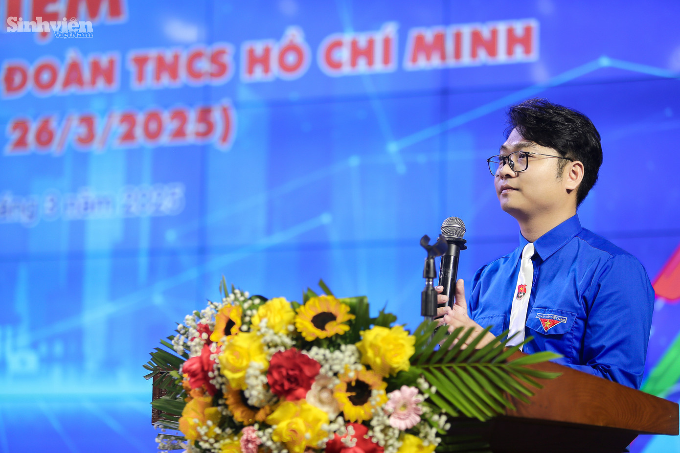 Tại buổi lễ, TS Tạ Đình Hòa - Bí thư Đoàn Thanh niên Học viện Tài chính, đã có bài phát biểu ôn lại truyền thống 94 năm của Đoàn TNCS Hồ Chí Minh, khẳng định vai trò và những đóng góp to lớn của Đoàn viên, thanh niên Học viện trong sự nghiệp xây dựng và phát triển đất nước.