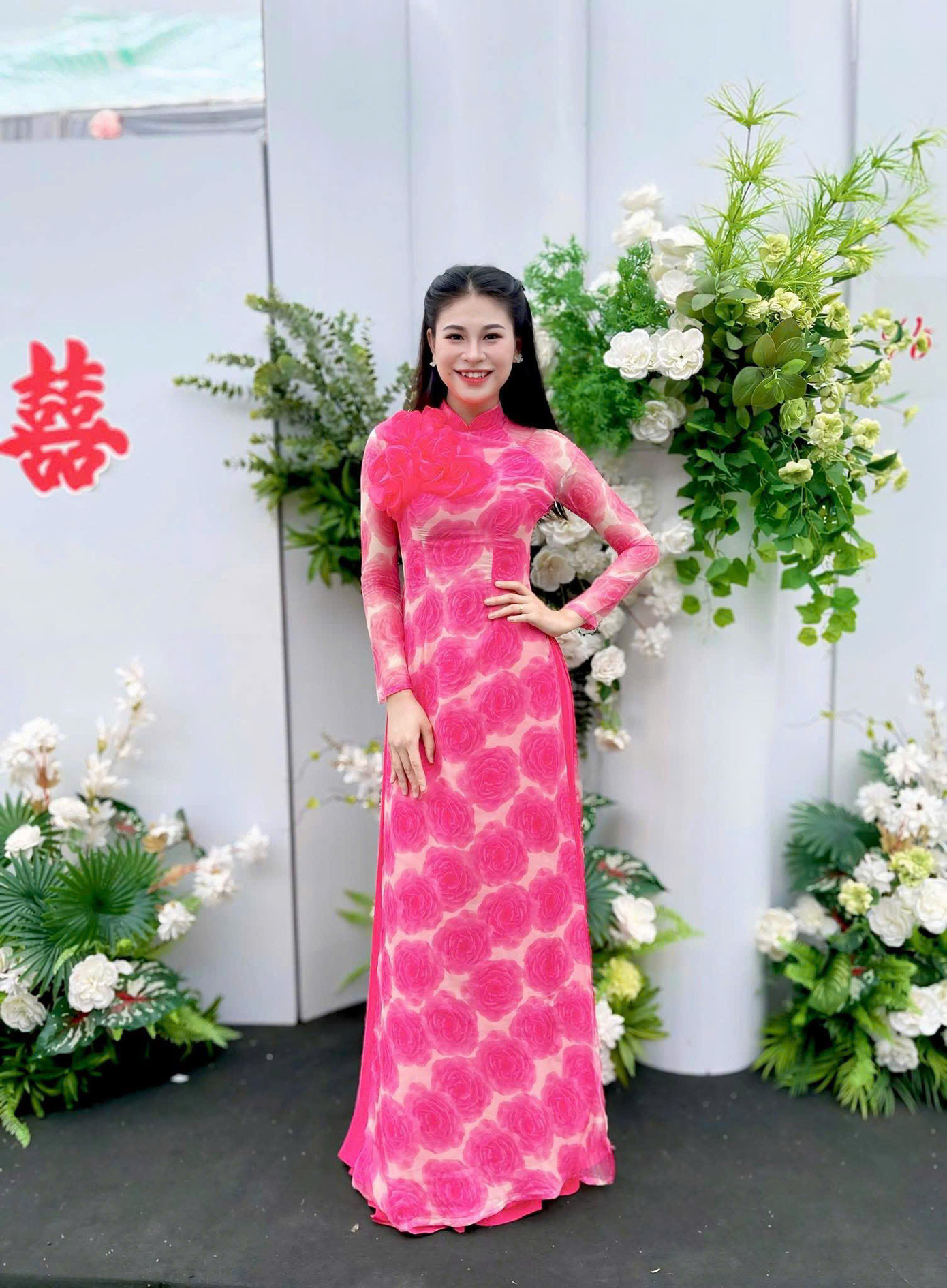 Theo Hoài Thương, chỉ có nỗ lực không ngừng mới biến đam mê thành hiện thực, mới giữ được ước mơ đứng vững giữa đời thường.