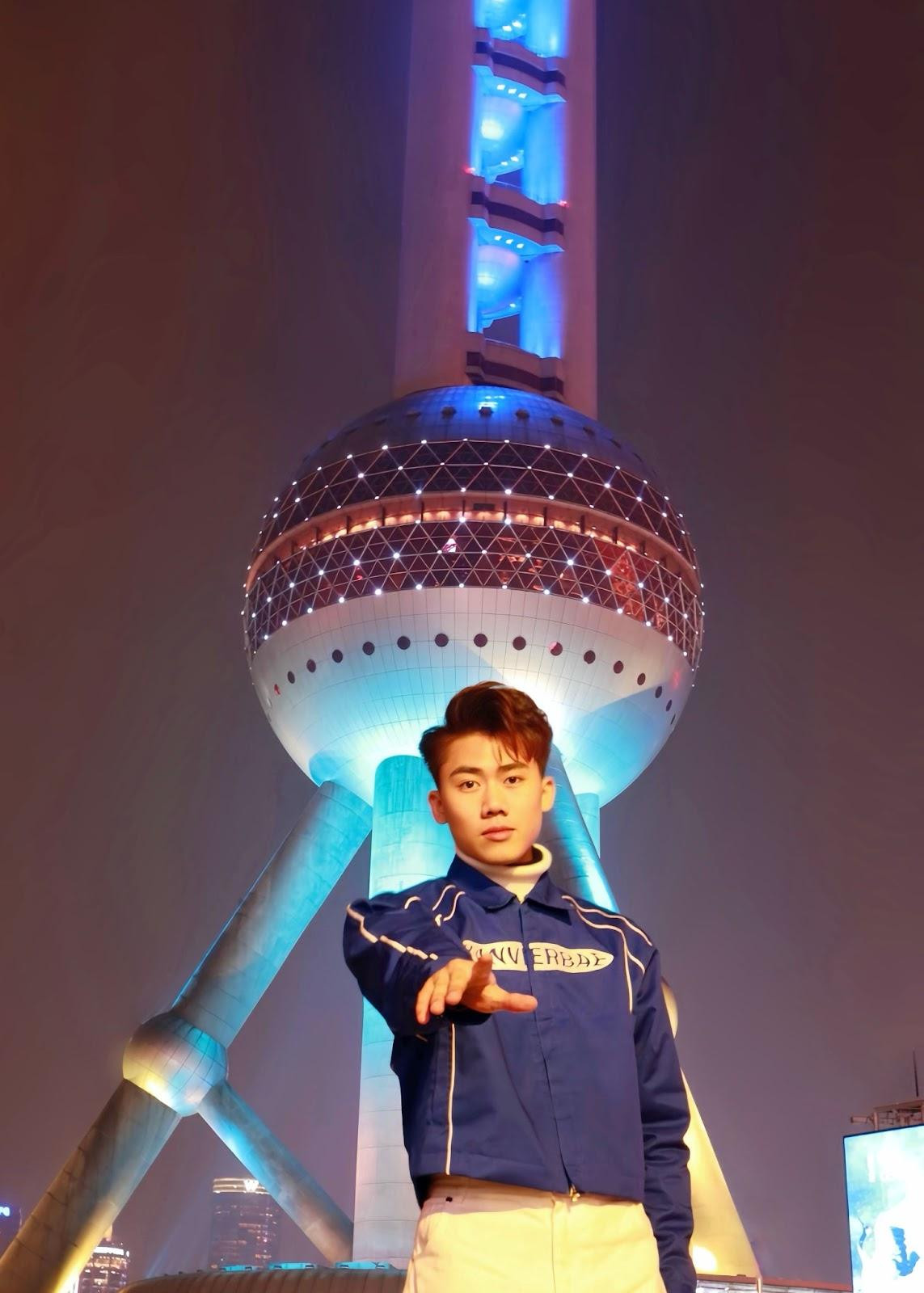 Nguyễn Quang Huy luôn nỗ lực trau dồi kỹ năng, mở rộng mối quan hệ và tìm kiếm cơ hội để trở thành một Influencer chuyên nghiệp trong lĩnh vực MC và Truyền thông. Nguyễn Quang Huy luôn nỗ lực trau dồi kỹ năng, mở rộng mối quan hệ và tìm kiếm cơ hội để trở thành một Influencer chuyên nghiệp trong lĩnh vực MC và Truyền thông.