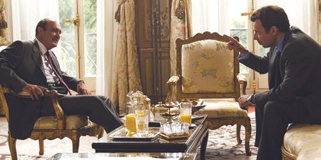 Lộ hình ảnh Sarkozy (phải) và Jacques Chirac trong “Chinh phục” 