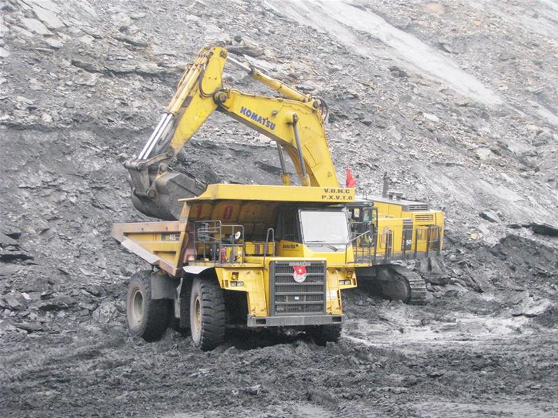 Khai thác than tại mỏ lộ thiên ở Quảng Ninh - Ảnh: Thành Duy Khai thác than tại mỏ lộ thiên ở Quảng Ninh - Ảnh: Thành Duy